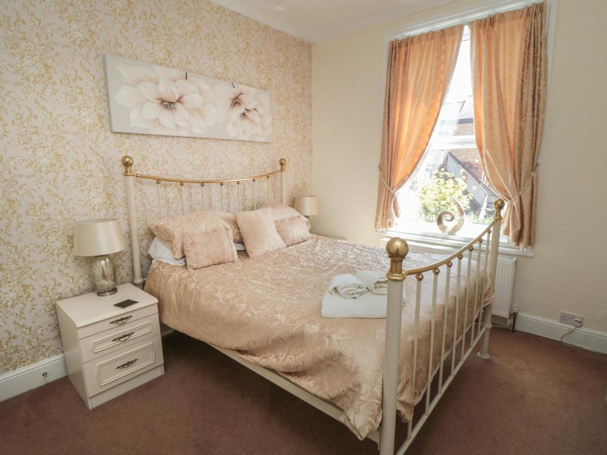 Wellington House Villa Bridlington Bagian luar foto